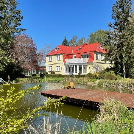 Rose By Interhome Appartement Zarrentin (Vorpommern-Rugen)